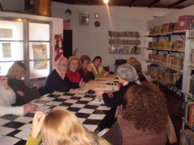 Reuni&oacute;n en la Biblioteca